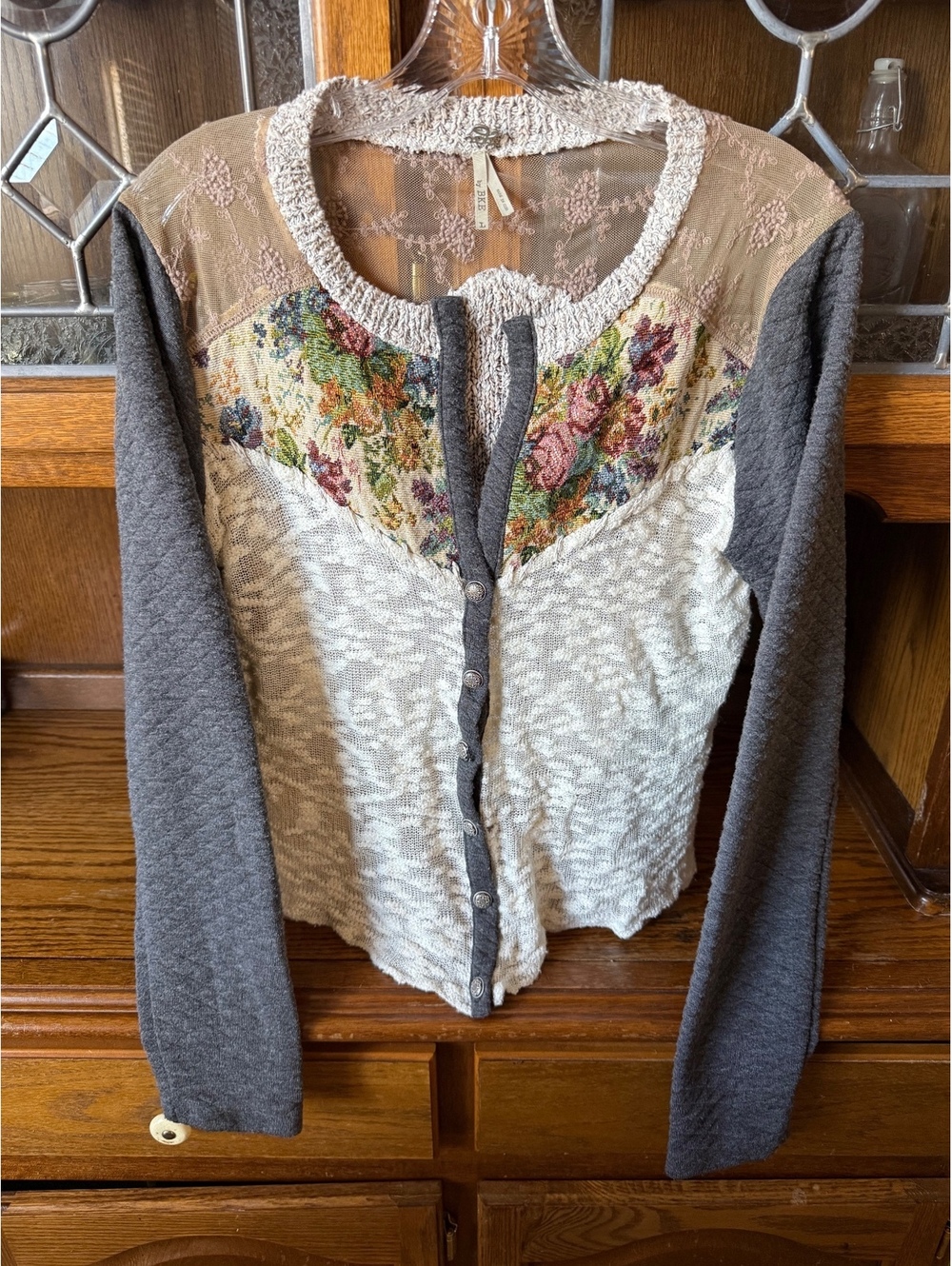 BKE Boho Mixed Media Cardigan Sz L Lace Floral Tapestry Grey Sleeves